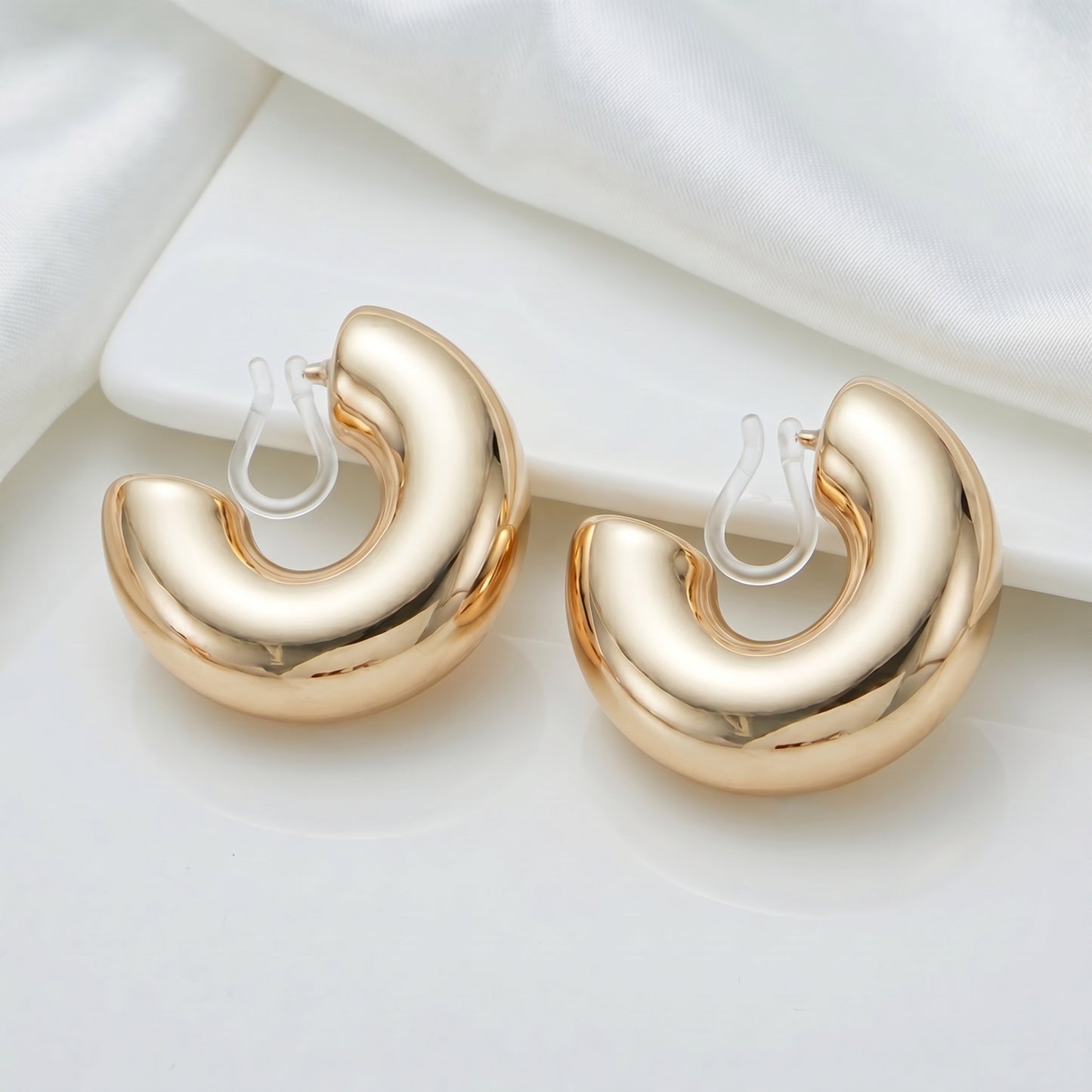 Gold-plated chunky invisible LIVI AIR Sin perforación Huggie earrings