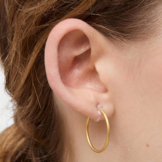 Matt gold-plated large invisible  LIVI AIR Sin perforación Hoop earrings